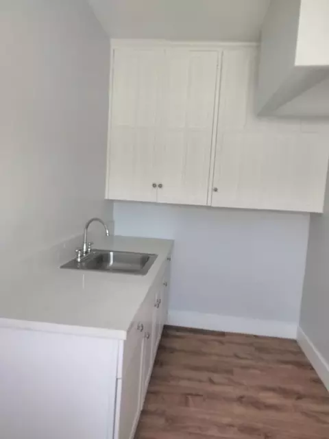 255 S Catalina St, Los Angeles, CA 90004