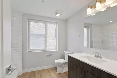 1531 W Howard St, Chicago, IL 60626 photo 69