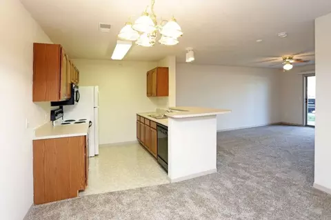 5107 S Marion Rd, Sioux Falls, SD 57106 photo 6