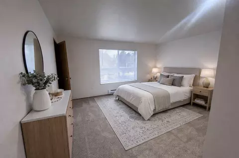 1810 N 103rd St, Seattle, WA 98133