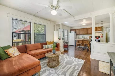 122 W Meadow St, Fayetteville, AR 72701