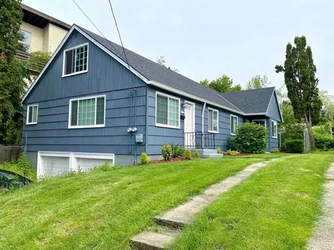 3925 SE Boise St, Portland, OR 97202
