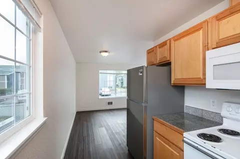 832 W Casino Rd, Everett, WA 98204 photo 5