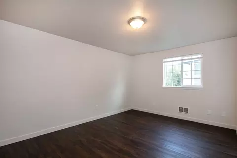 832 W Casino Rd, Everett, WA 98204 photo 8