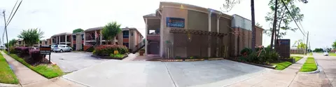 3130 Mangum Rd, Houston, TX 77092
