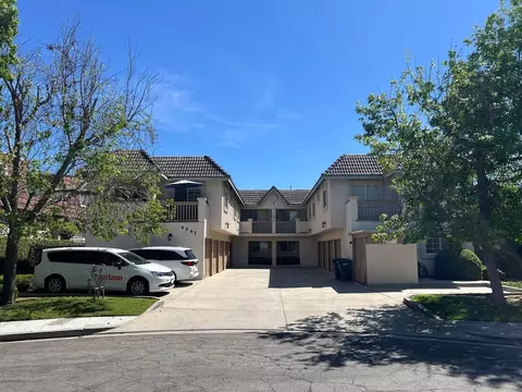 6462 Rostrata Ave, Buena Park, CA 90621