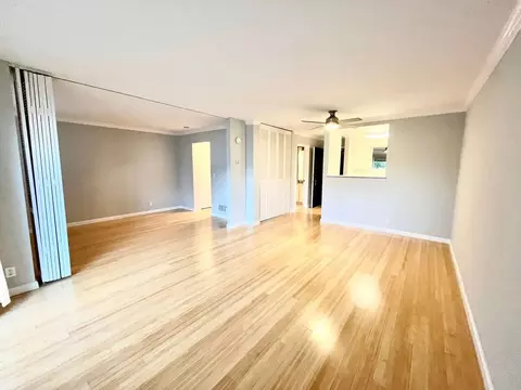 2645 California St, Mountain View, CA 94040