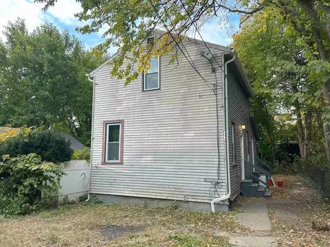 3332 Walton Ave, Cleveland, OH 44113