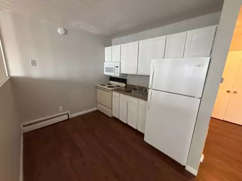 1726 Clemson Dr, Colorado Springs, CO 80909