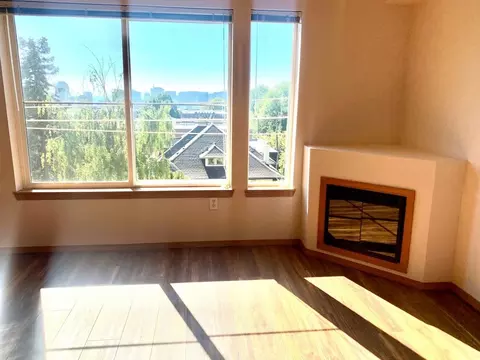 1700 E Madison St, Seattle, WA 98122
