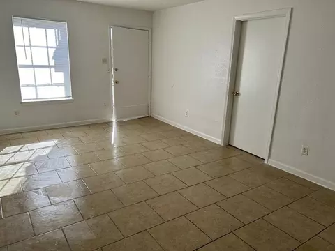 7429 Long Point Rd, Houston, TX 77055