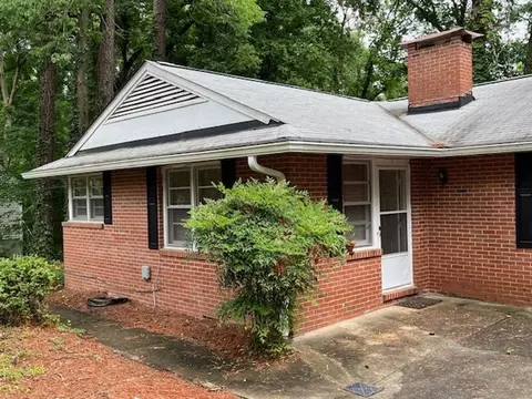 117 Purefoy Rd, Chapel Hill, NC 27514