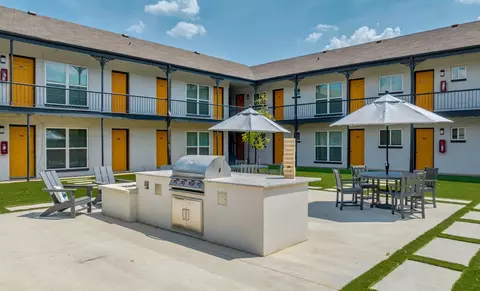 925 S Waterview Dr, Richardson, TX 75080