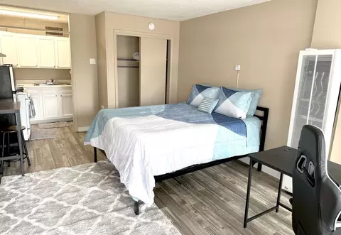 12901 Central Ave NE, Albuquerque, NM 87123