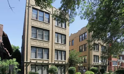 1020 E Hyde Park Blvd, Chicago, IL 60615