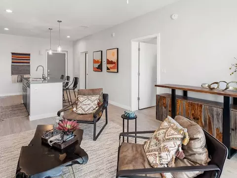6025 W Thomas Rd, Phoenix, AZ 85033 photo 9