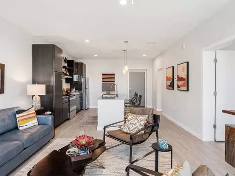 6025 W Thomas Rd, Phoenix, AZ 85033 photo 8