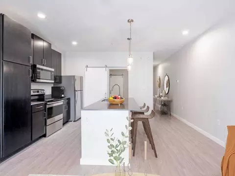 6025 W Thomas Rd, Phoenix, AZ 85033 photo 14