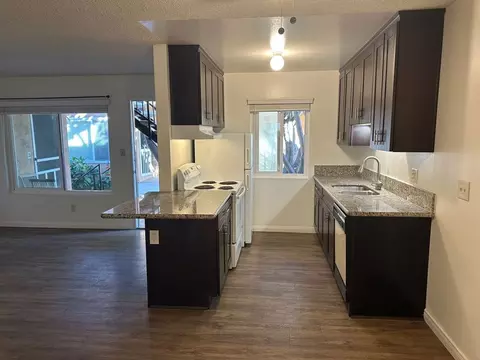 5055 Saratoga Ave, San Diego, CA 92107