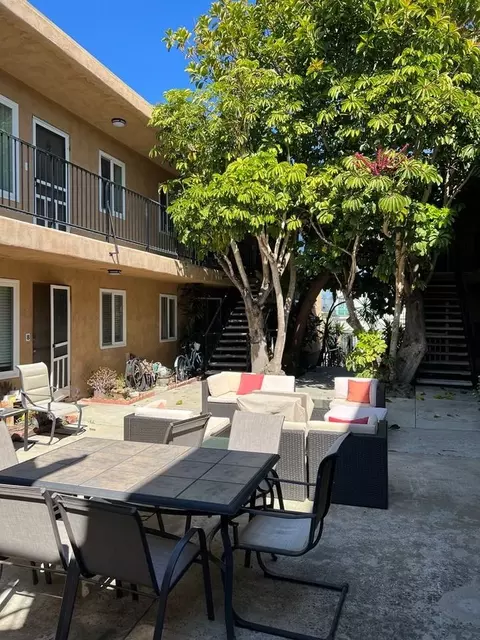 5055 Saratoga Ave, San Diego, CA 92107