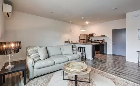 712 Main St, Clarksville, TN 37040