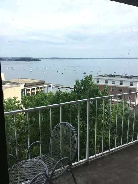626 The Roundhouse, Madison, WI 53703