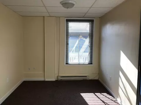 1129 SW Washington St, Portland, OR 97205