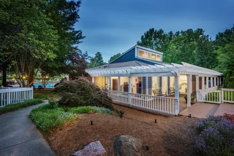 7 Woodstream Ln, Greensboro, NC 27410 photo 3
