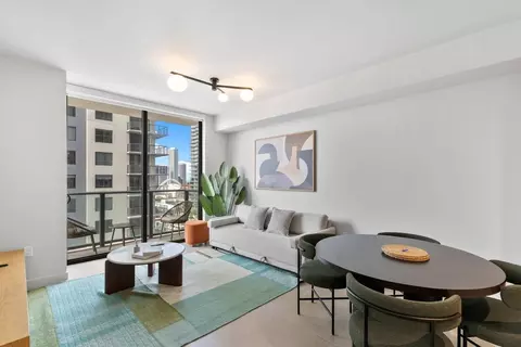 11 NE 6th St, Miami, FL 33132