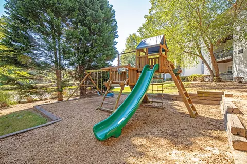 1232 E Hudson Blvd, Gastonia, NC 28054 photo 4