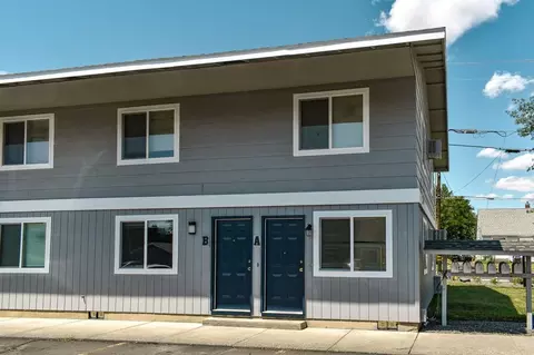 221 NE Birch Ave, College Place, WA 99324