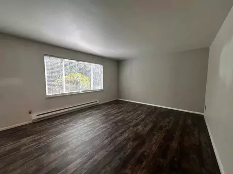1011 SW 149th St, Burien, WA 98166