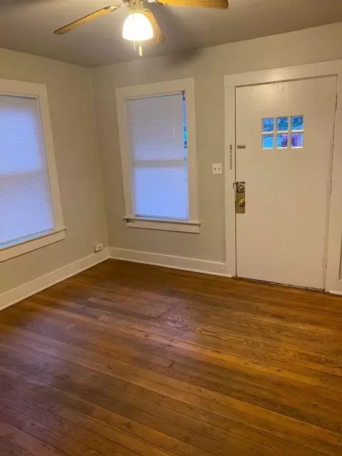 618 W Lafayette St, Fayetteville, AR 72701