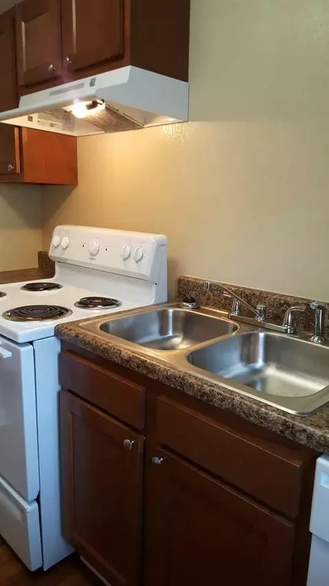 1436 Watson Blvd, Warner Robins, GA 31093