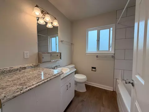 21323 80th Ave W, Edmonds, WA 98026