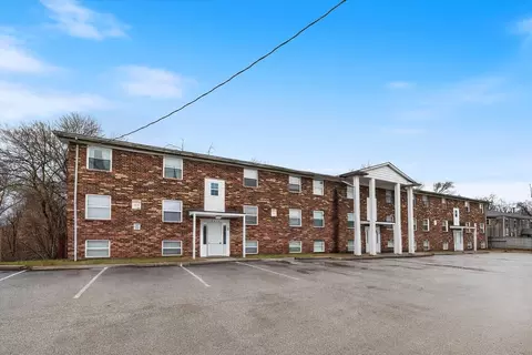 3513 Georgetown Pl, Louisville, KY 40215