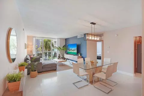 S Ocean Dr, Hollywood, FL 33019