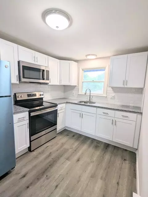28 Wesley St, Waterbury, CT 06708 photo 11