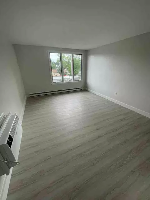 28 Wesley St, Waterbury, CT 06708 photo 10