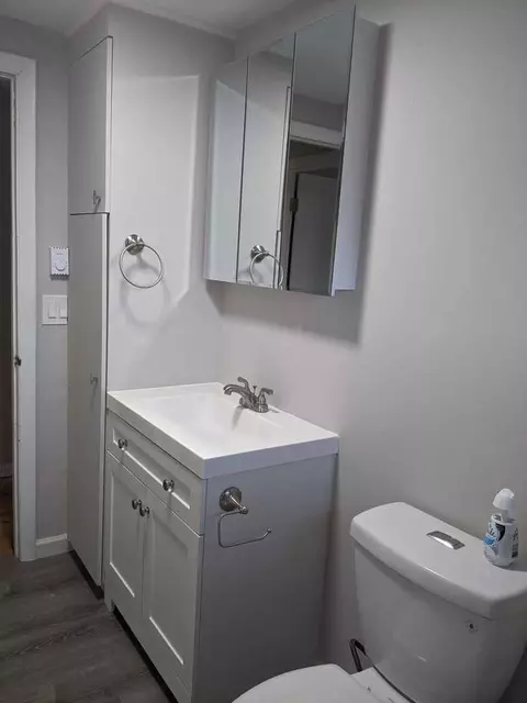 28 Wesley St, Waterbury, CT 06708 photo 3