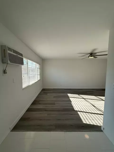 2010 S Garth Ave, Los Angeles, CA 90034 photo 17