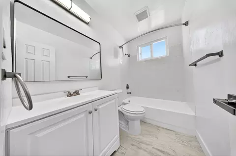 2010 S Garth Ave, Los Angeles, CA 90034 photo 34