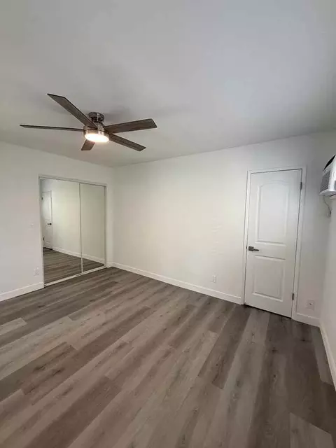 2010 S Garth Ave, Los Angeles, CA 90034 photo 43
