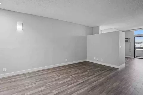 8525 Tobias Ave, Los Angeles, CA 91402 photo 37