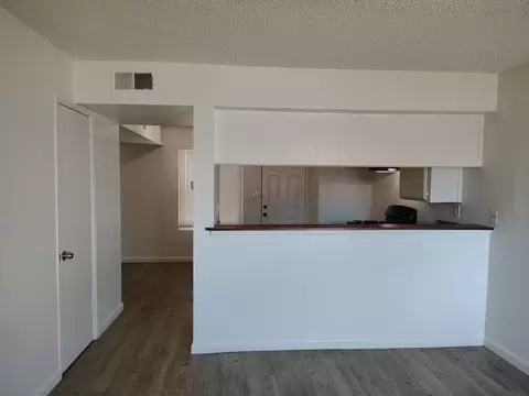 2010 Larcus Ave, Bakersfield, CA 93307