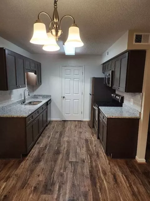 3703 Southborough Rd, Florence, SC 29501