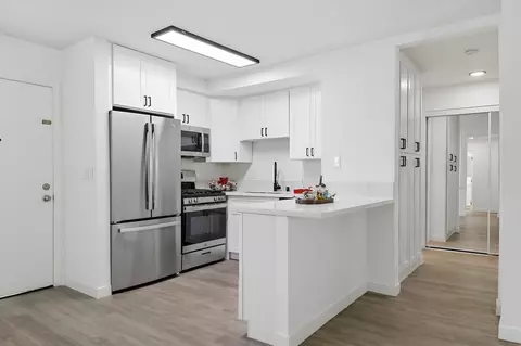 2611 W Baylor Cir, Anaheim, CA 92801
