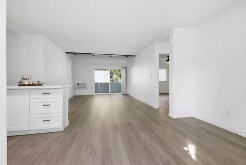 2611 W Baylor Cir, Anaheim, CA 92801