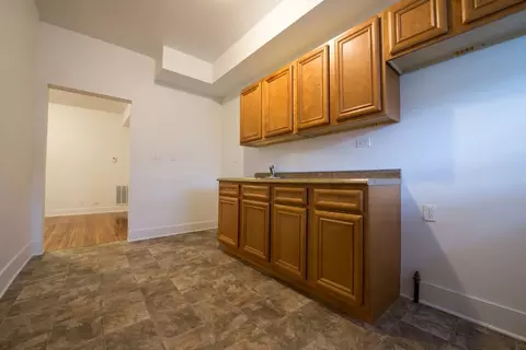 5901 S Michigan Ave, Chicago, IL 60637