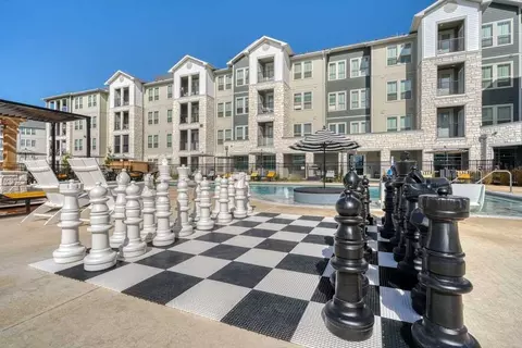 7515 Holm Rd, San Antonio, TX 78242